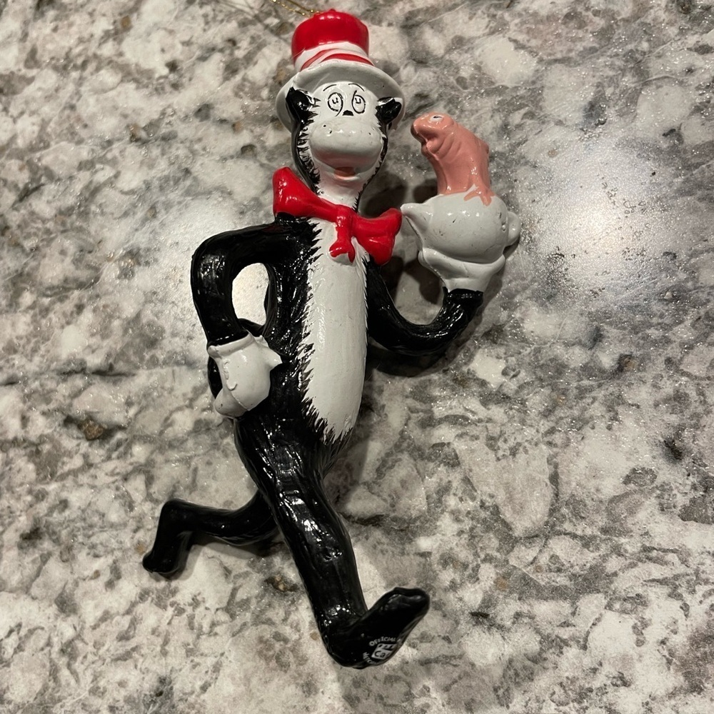 Cat in the Hat holding a fishbowl Ornament
Hallmark Keepsake vintage 2003